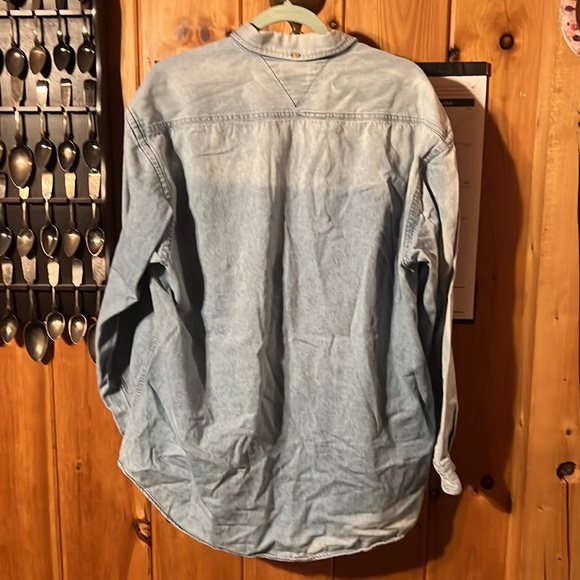 Tommy Hilfiger Light Wash Denim Jacket with Embroidery | Size: Large - Picture 7 of 7